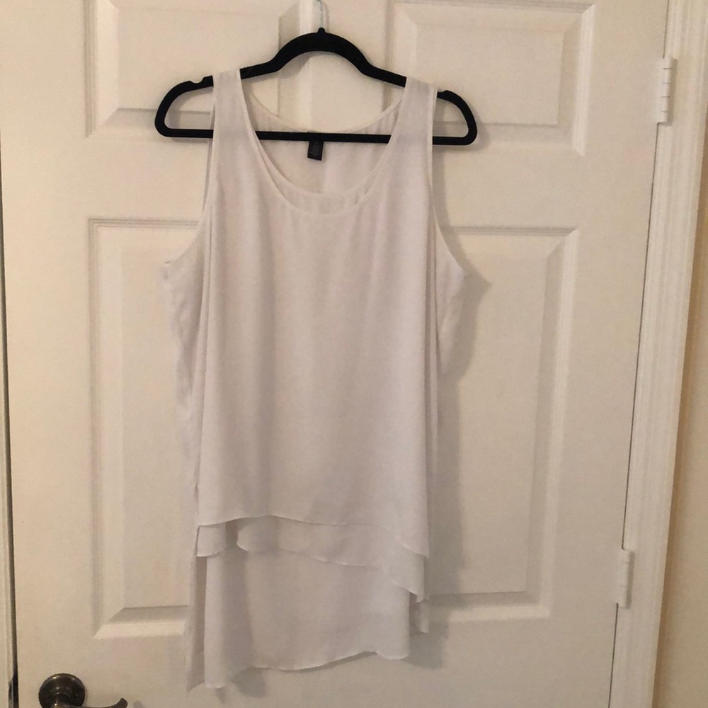 EUC Black label Chico’s white asymmetrical top